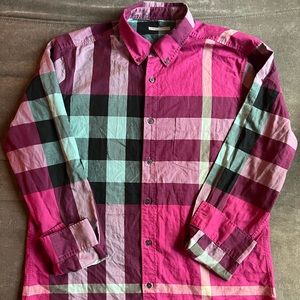 Size large. Excellent condition